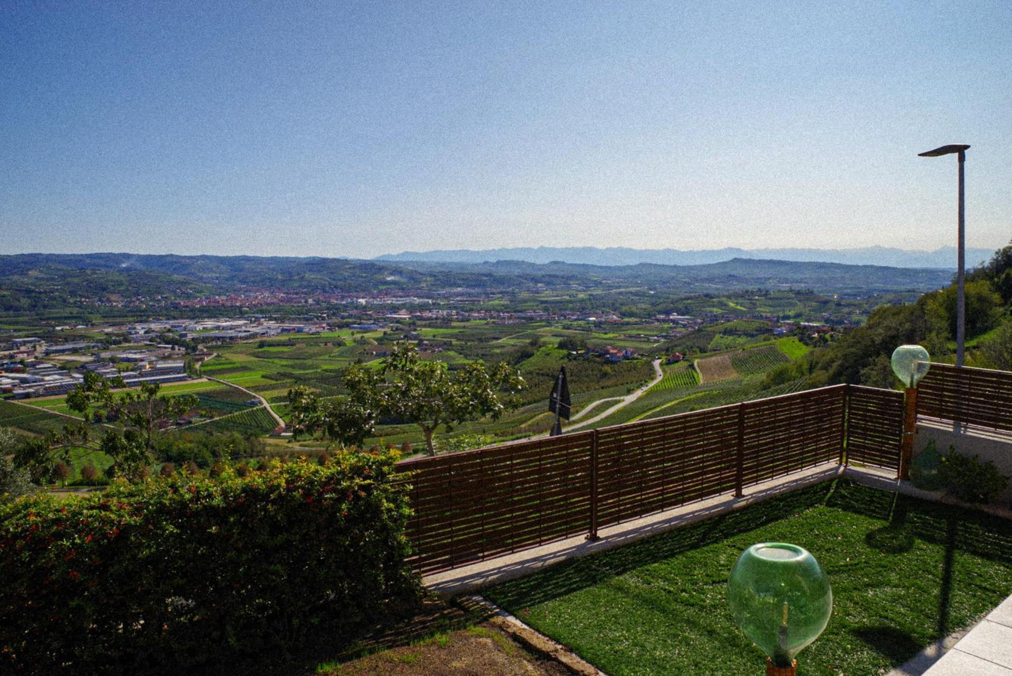 Vista Langhe - Cerratohouses Guarene Екстериор снимка